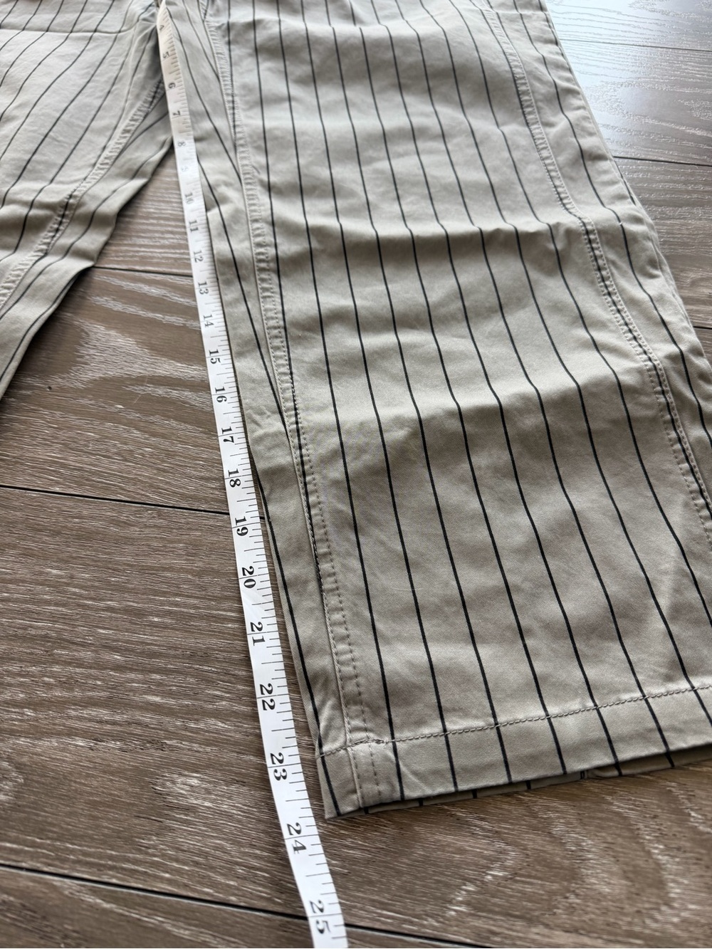 Flamingals Women’s Cropped Pinstripe Pants - Picture 6 of 8